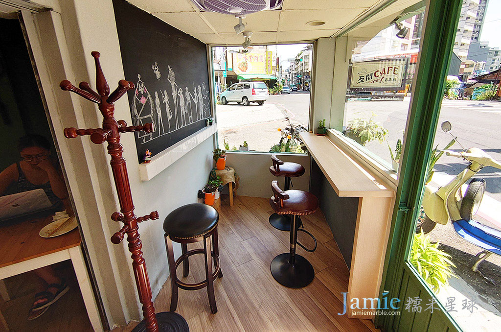 店內座椅,遼闊櫥窗