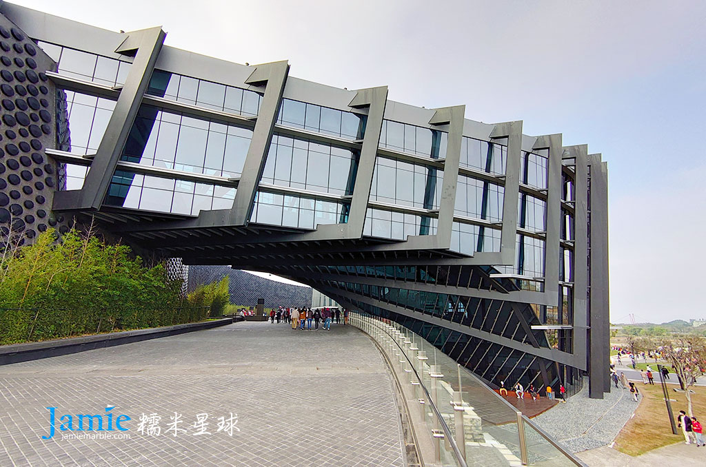 南故宮特色建築幾何的房屋設計