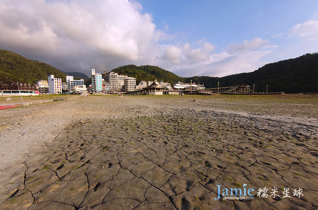 日月潭伊達邵民宿大樓