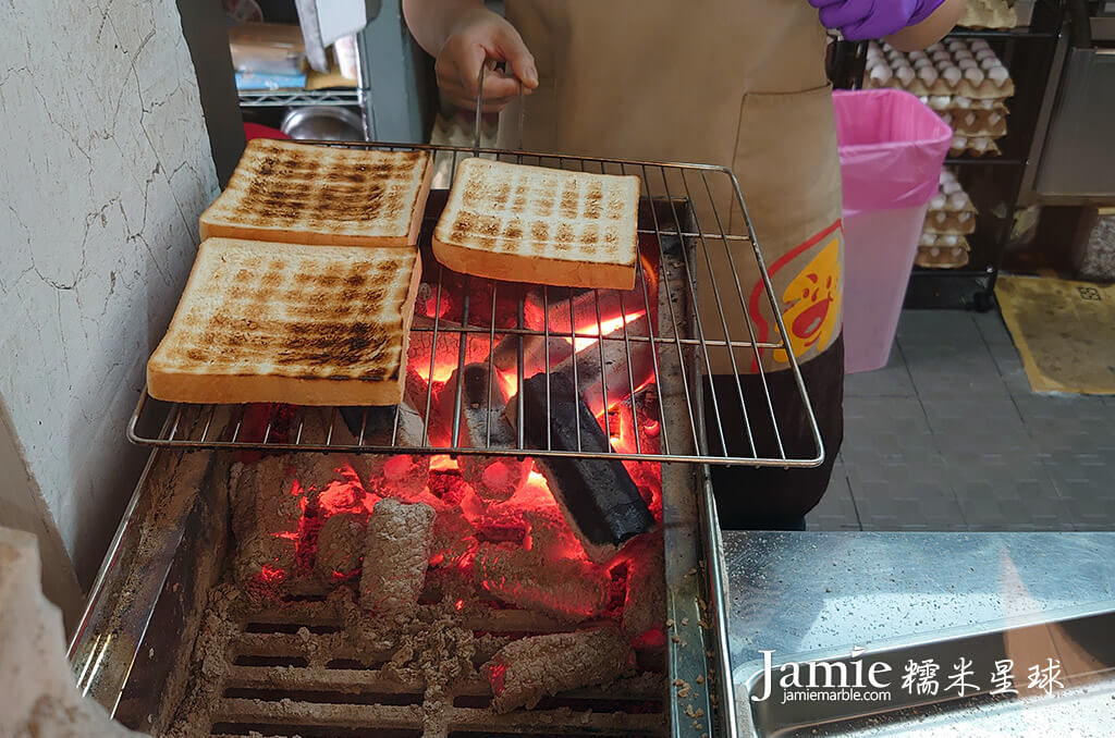 台中太平炭火烤土司