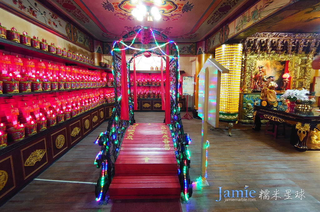 南天宮月老殿姻緣愛橋