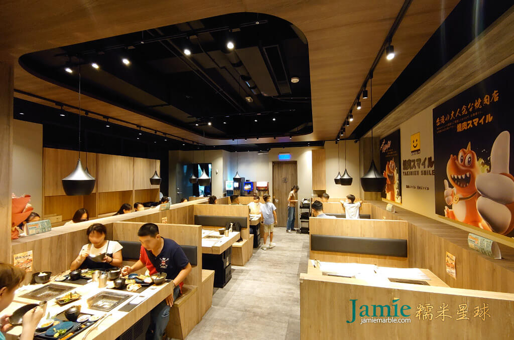 燒肉smile店內環境一中店
