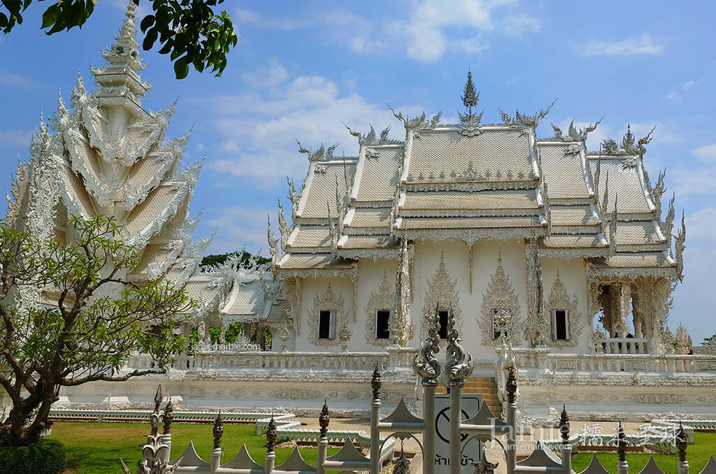 白廟側面建築照
